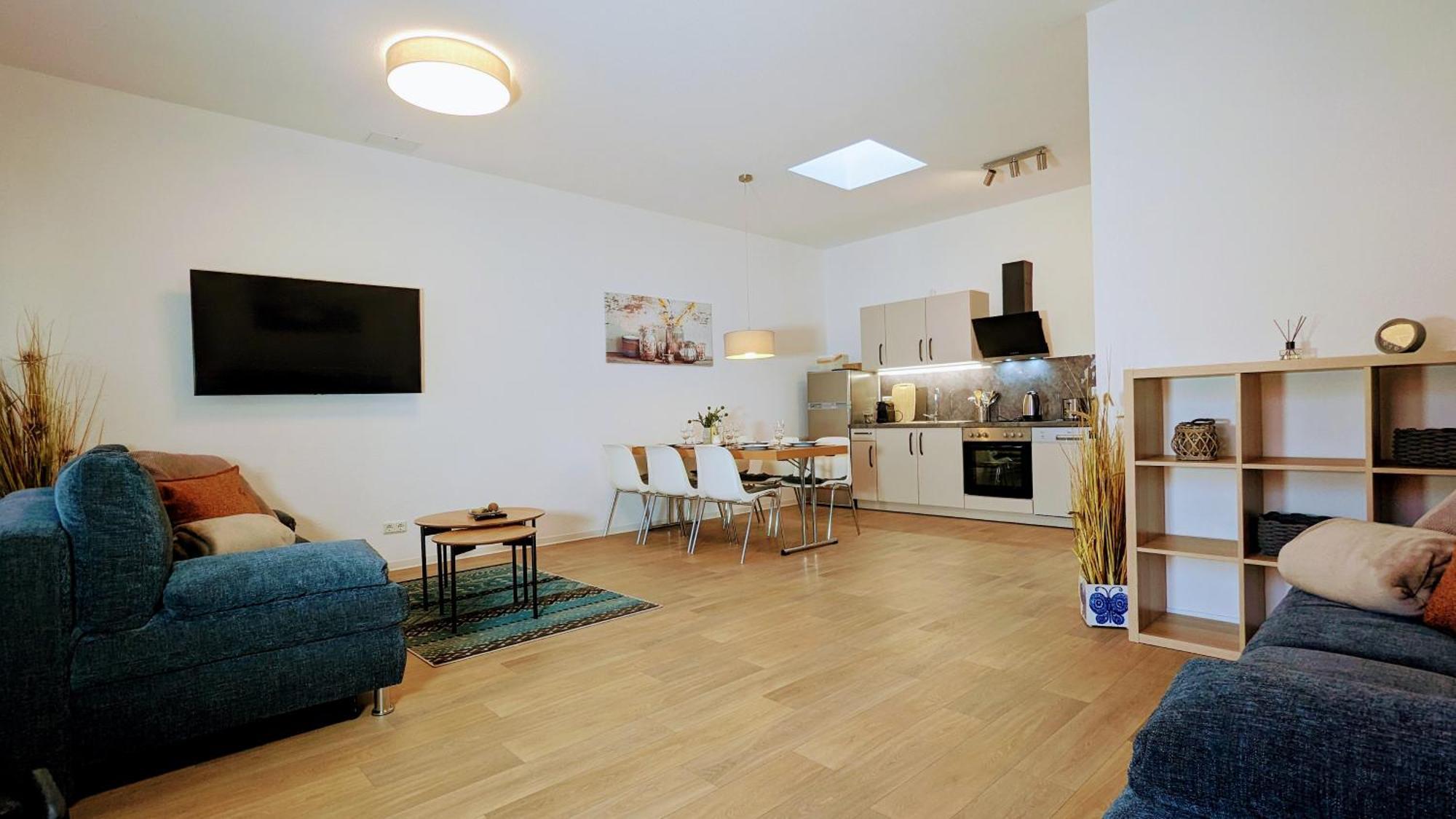 Fewo Urban Gotha-Apartment Friedenstein- Am Schlosspark- Parken An Der Der Tuer- Barrierefrei, 900 Meter Zum Bahnhof - Wallbox Luaran gambar