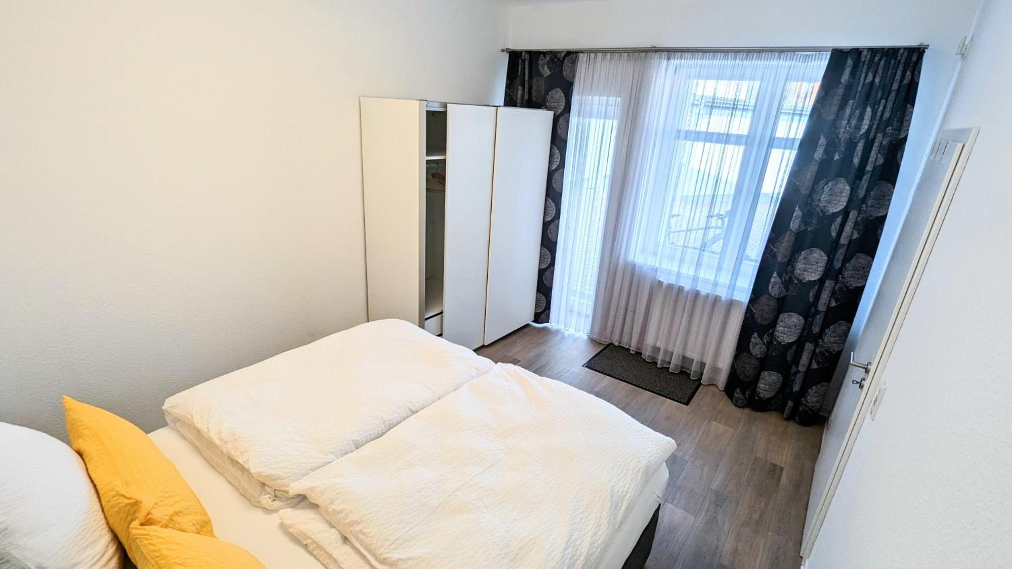 Fewo Urban Gotha-Apartment Friedenstein- Am Schlosspark- Parken An Der Der Tuer- Barrierefrei, 900 Meter Zum Bahnhof - Wallbox Luaran gambar