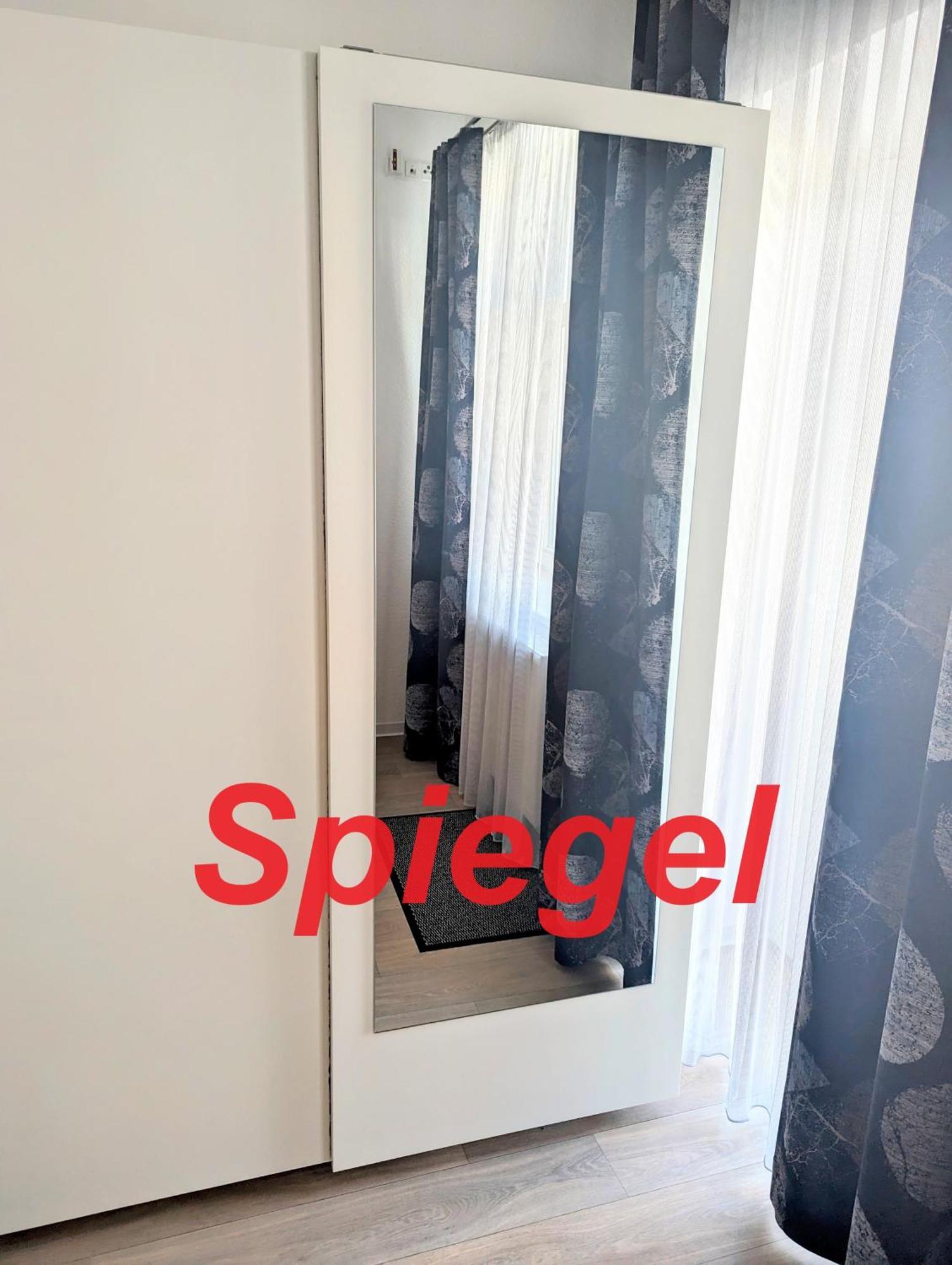 Fewo Urban Gotha-Apartment Friedenstein- Am Schlosspark- Parken An Der Der Tuer- Barrierefrei, 900 Meter Zum Bahnhof - Wallbox Luaran gambar